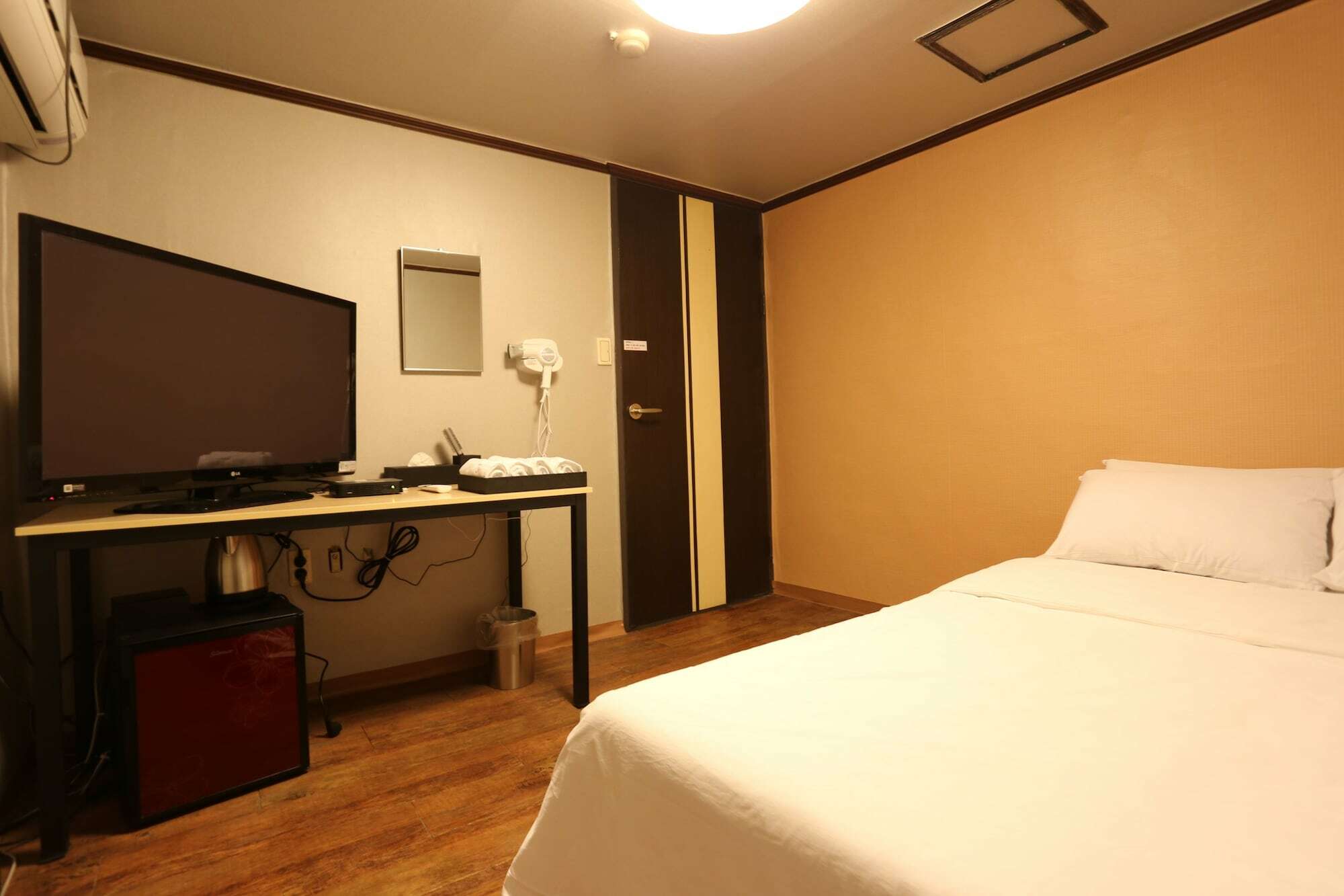 Hotel Grim Jongno Seoel Buitenkant foto